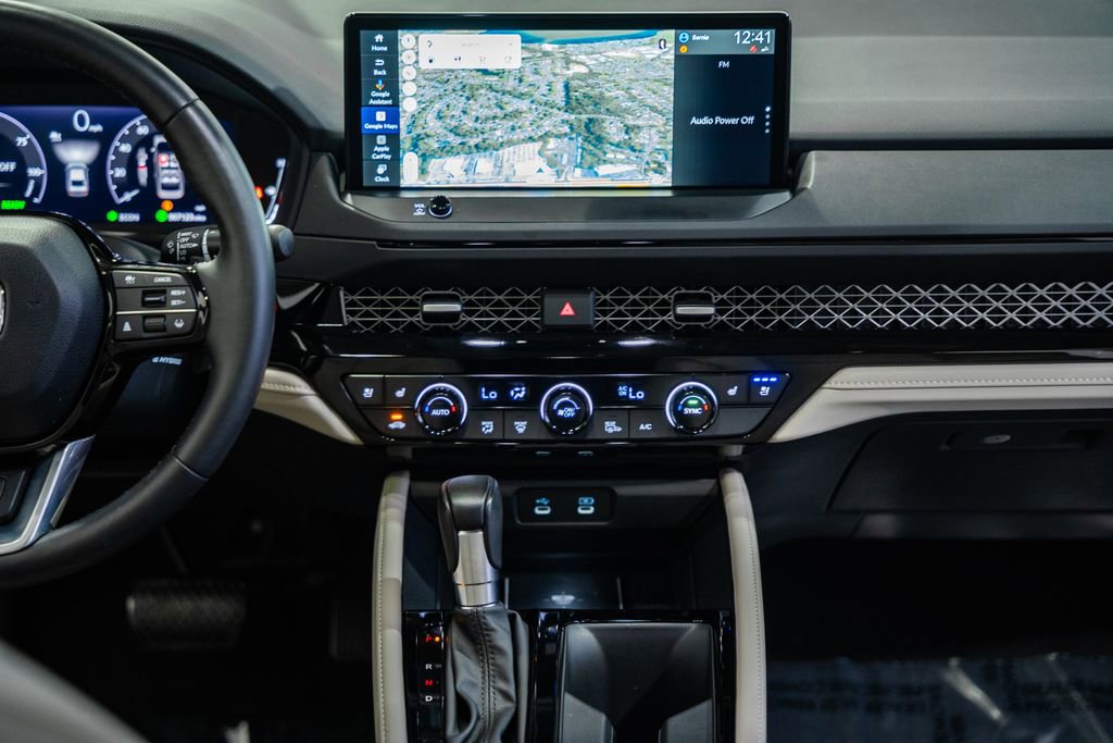 Used 2025 Honda Accord Touring image 25