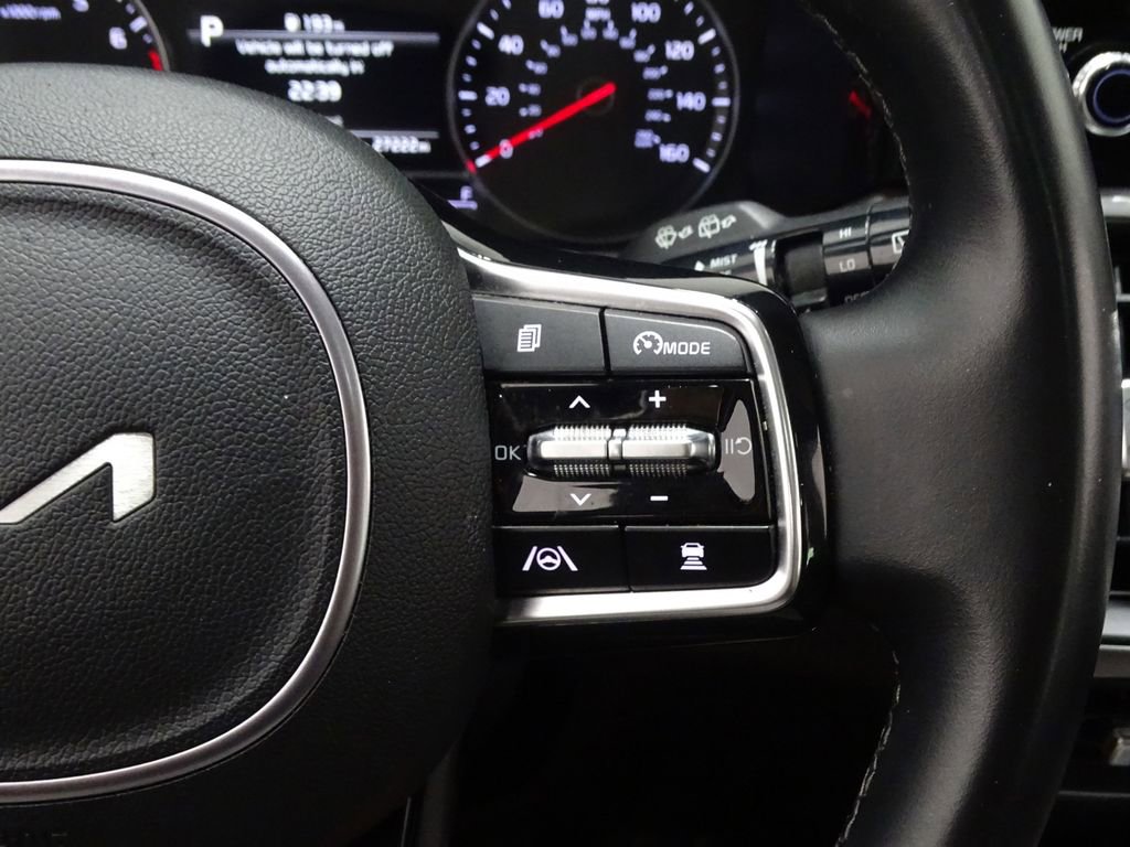 Used 2022 Kia Sorento EX w/ Panoramic Sunroof Package image 29