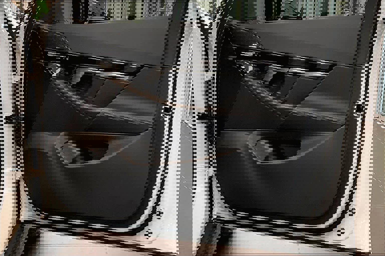 Used 2024 BMW 530i w/ Premium Package image 23