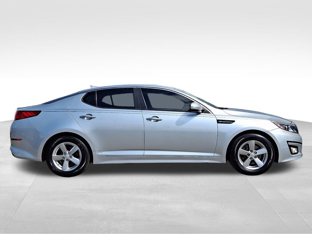 Used 2015 Kia Optima LX image 7