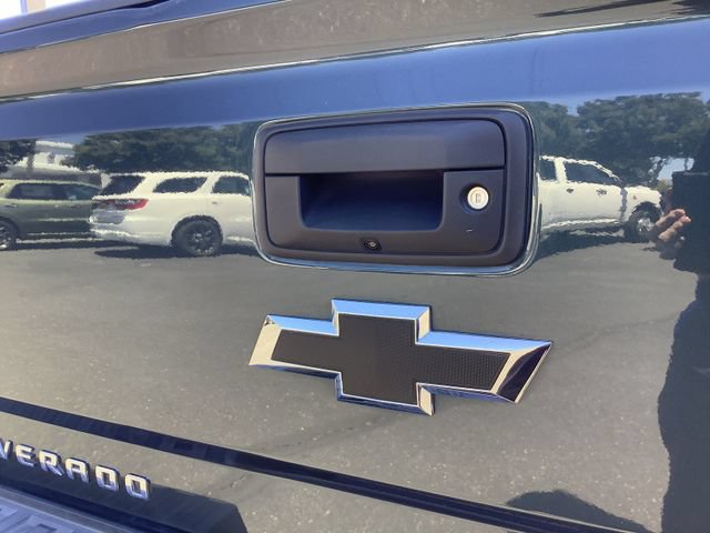 Used 2018 Chevrolet Silverado 1500 LT w/ All Star Edition RWD image 26