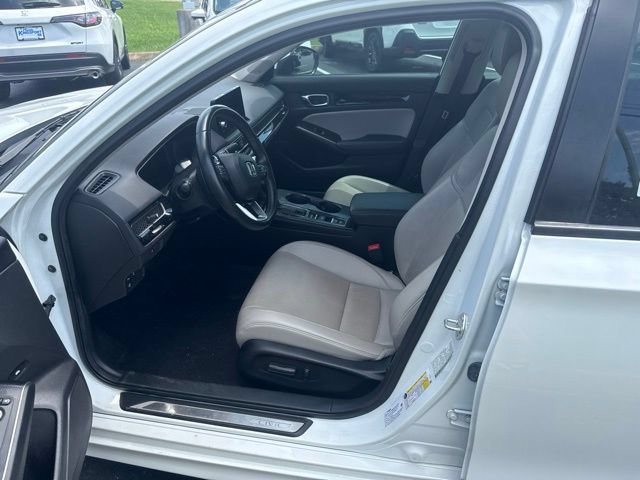 Used 2022 Honda Civic Touring image 11