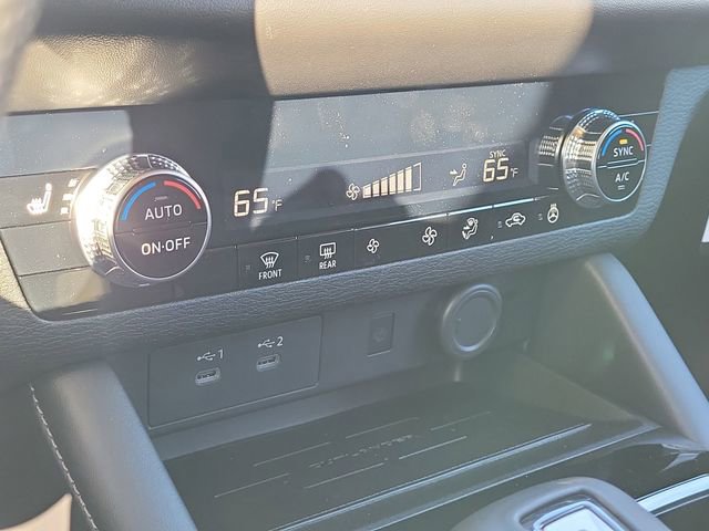 New 2026 Mitsubishi Outlander SE image 32