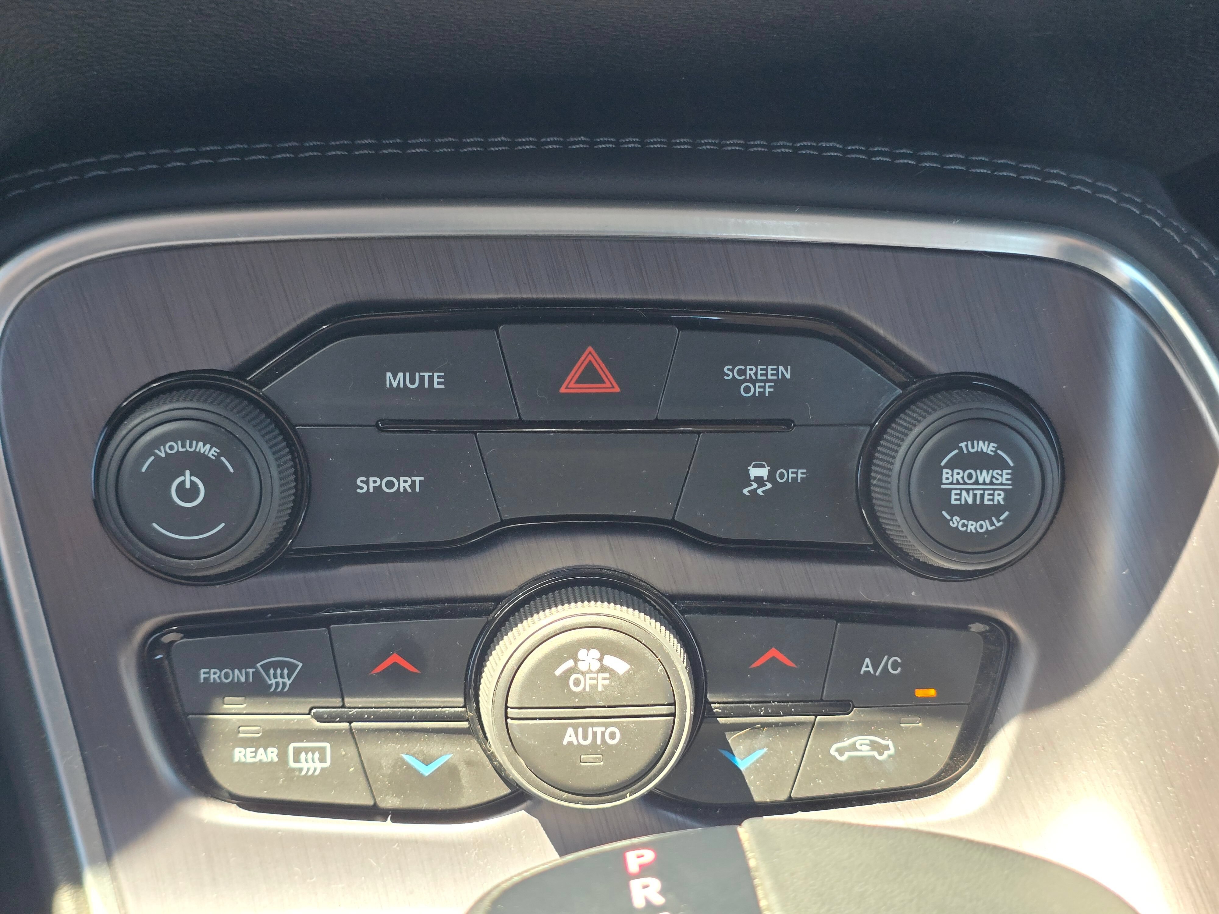 Used 2018 Dodge Challenger SXT w/ Blacktop Package RWD image 28