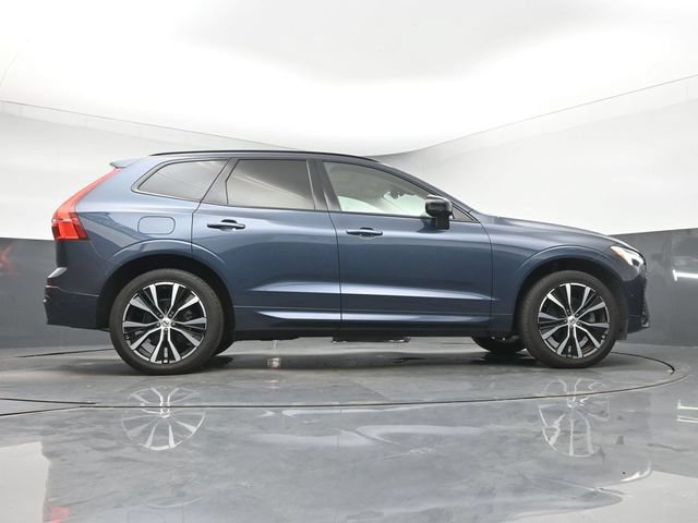 Used 2024 Volvo XC60 B5 Plus w/ Protection Package Premier AWD/4WD image 17