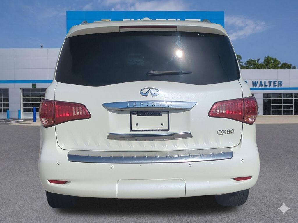 Used 2016 INFINITI QX80 4WD w/ Signature Edition Package image 5