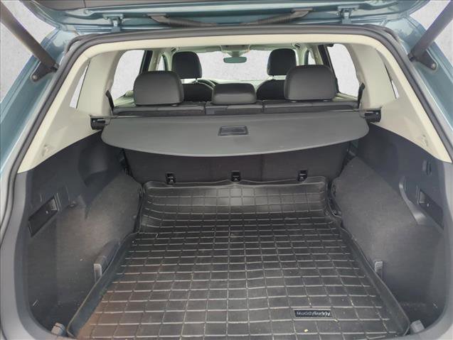 Used 2020 Volkswagen Tiguan SE image 15
