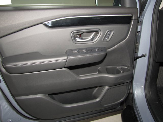 Certified 2024 Honda Pilot Touring image 11