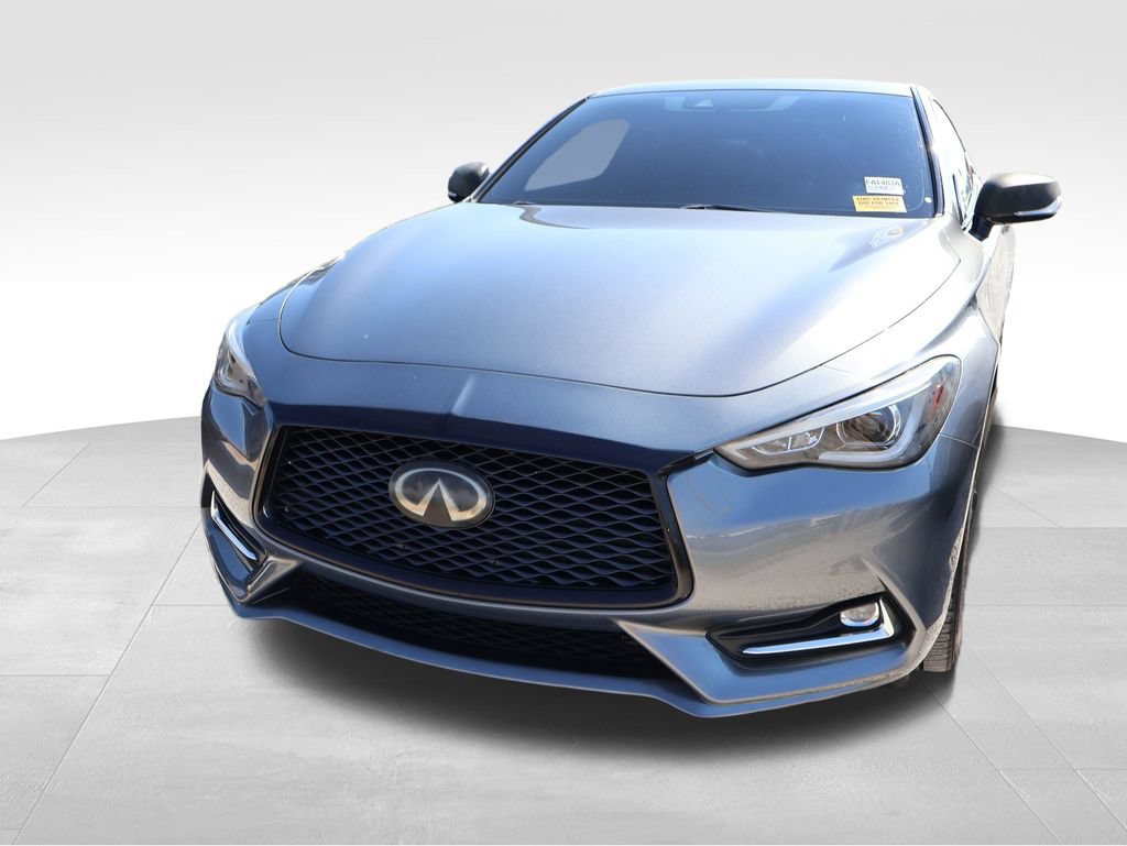 Used 2019 INFINITI Q60 3.0t Luxe w/ Essential Package AWD/4WD image 3