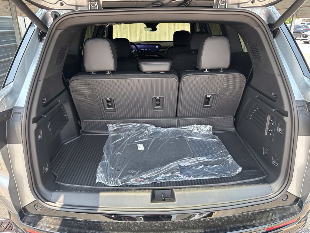 New 2026 Buick Enclave Sport Touring w/ Power Package FWD image 31