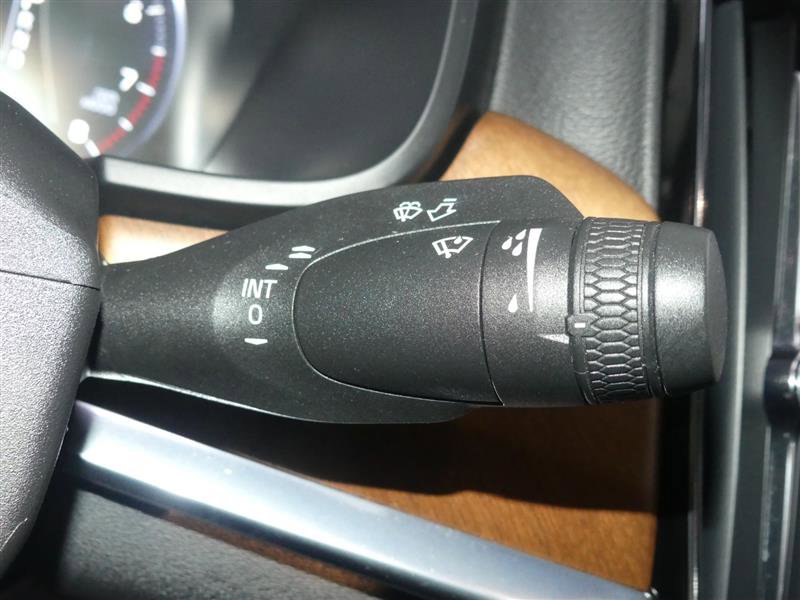 Used 2018 Volvo S90 T6 Inscription image 36