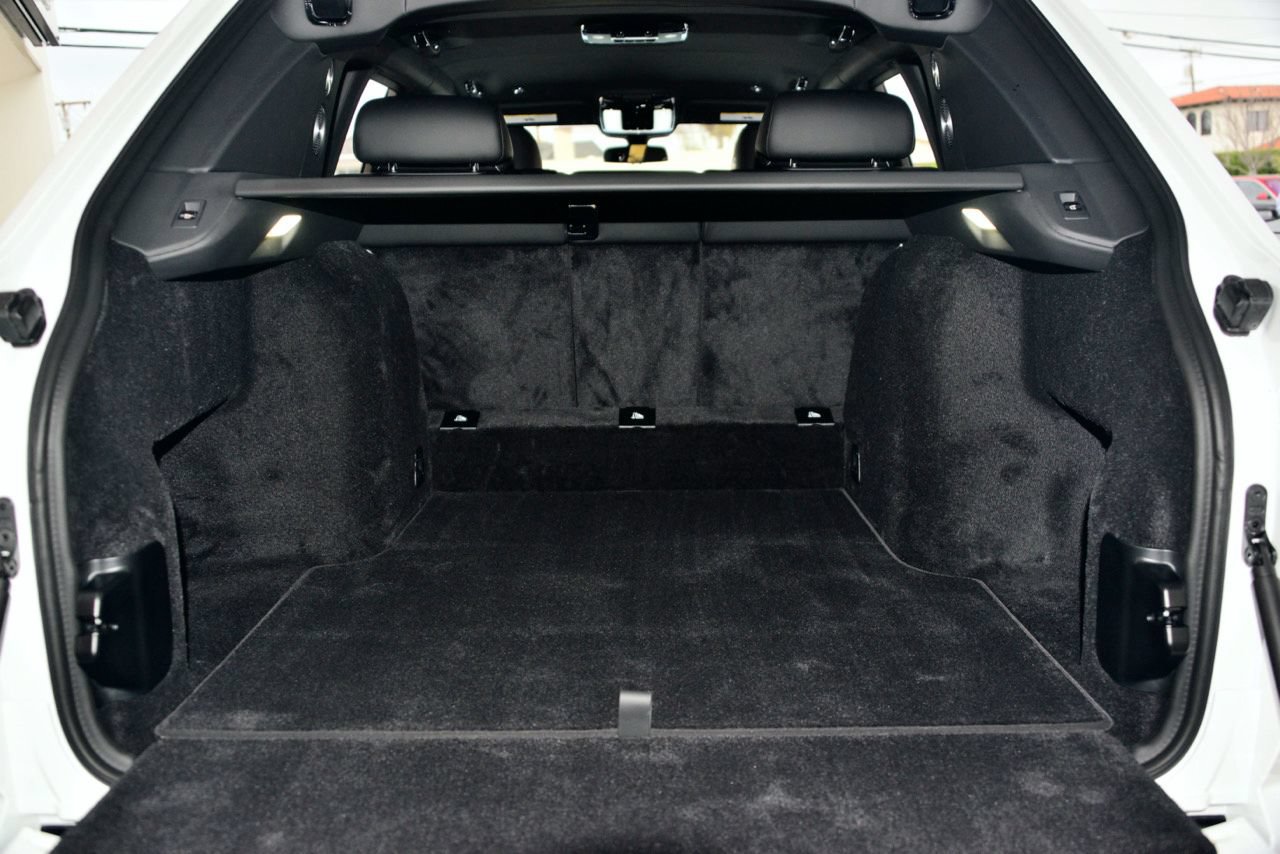 Certified 2023 Rolls-Royce Cullinan w/ Technology Package AWD/4WD image 26