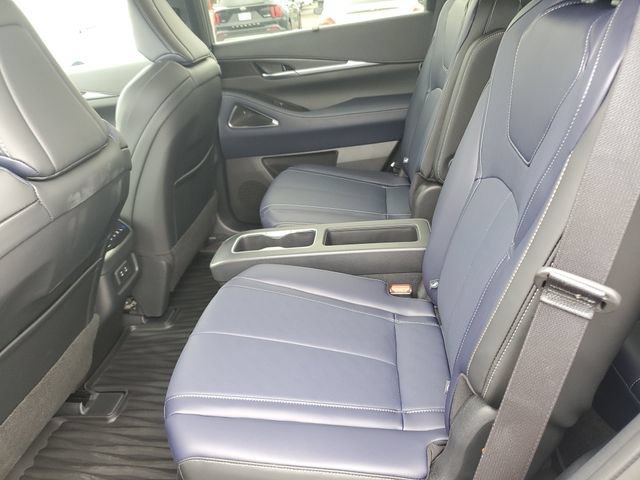 Certified 2026 INFINITI QX60 Sport w/ Dark Cargo Package AWD/4WD image 13