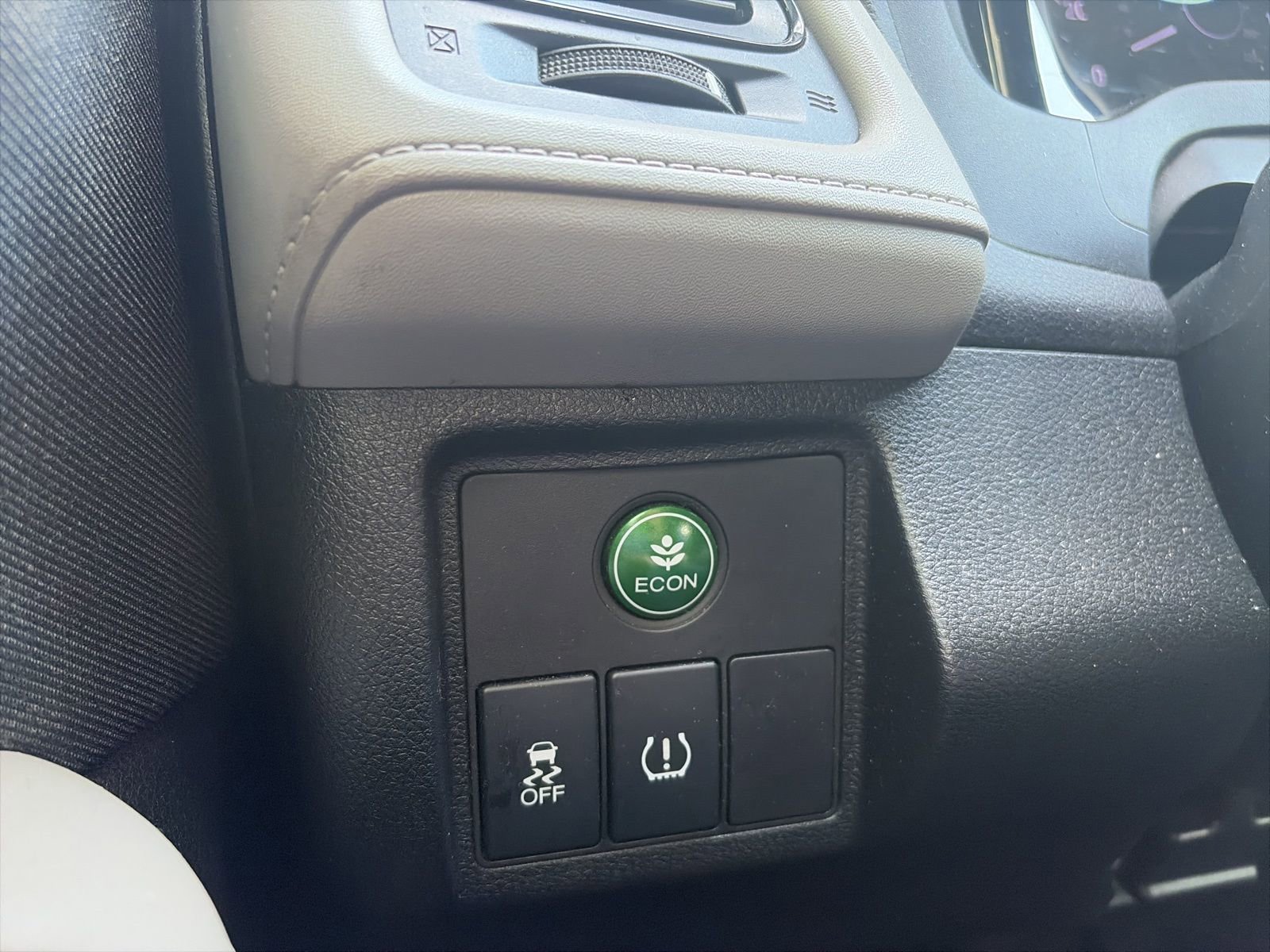 Used 2021 Honda HR-V LX image 18