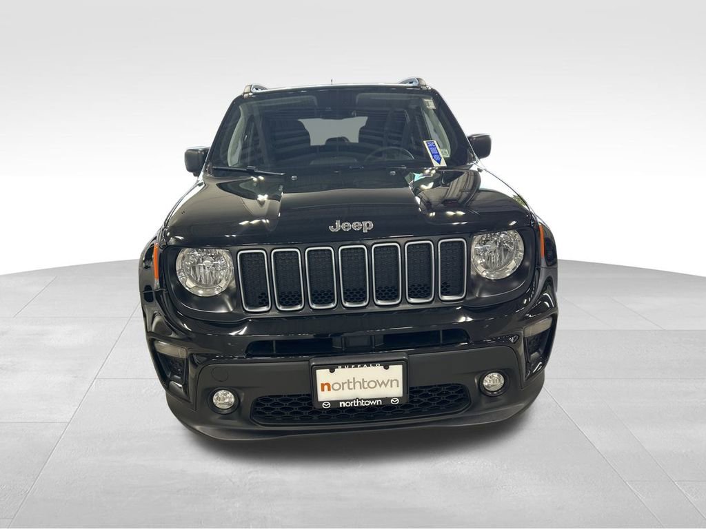 Used 2022 Jeep Renegade Latitude w/ Convenience Group image 3