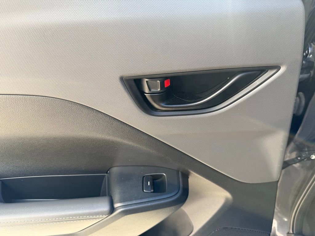 Used 2024 Subaru Crosstrek 2.0i Premium AWD/4WD image 17