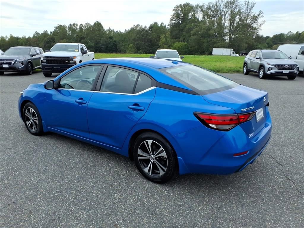 Used 2021 Nissan Sentra SV image 3