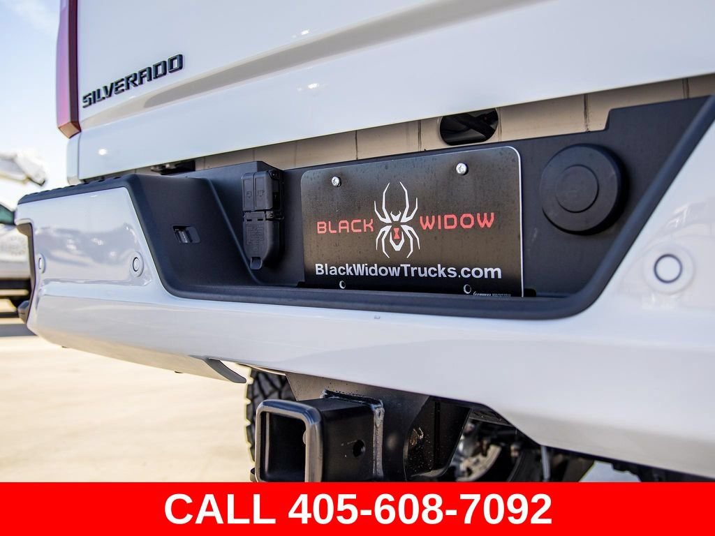 Used 2025 Chevrolet Silverado 3500 High Country w/ High Country Premium Package AWD/4WD image 17