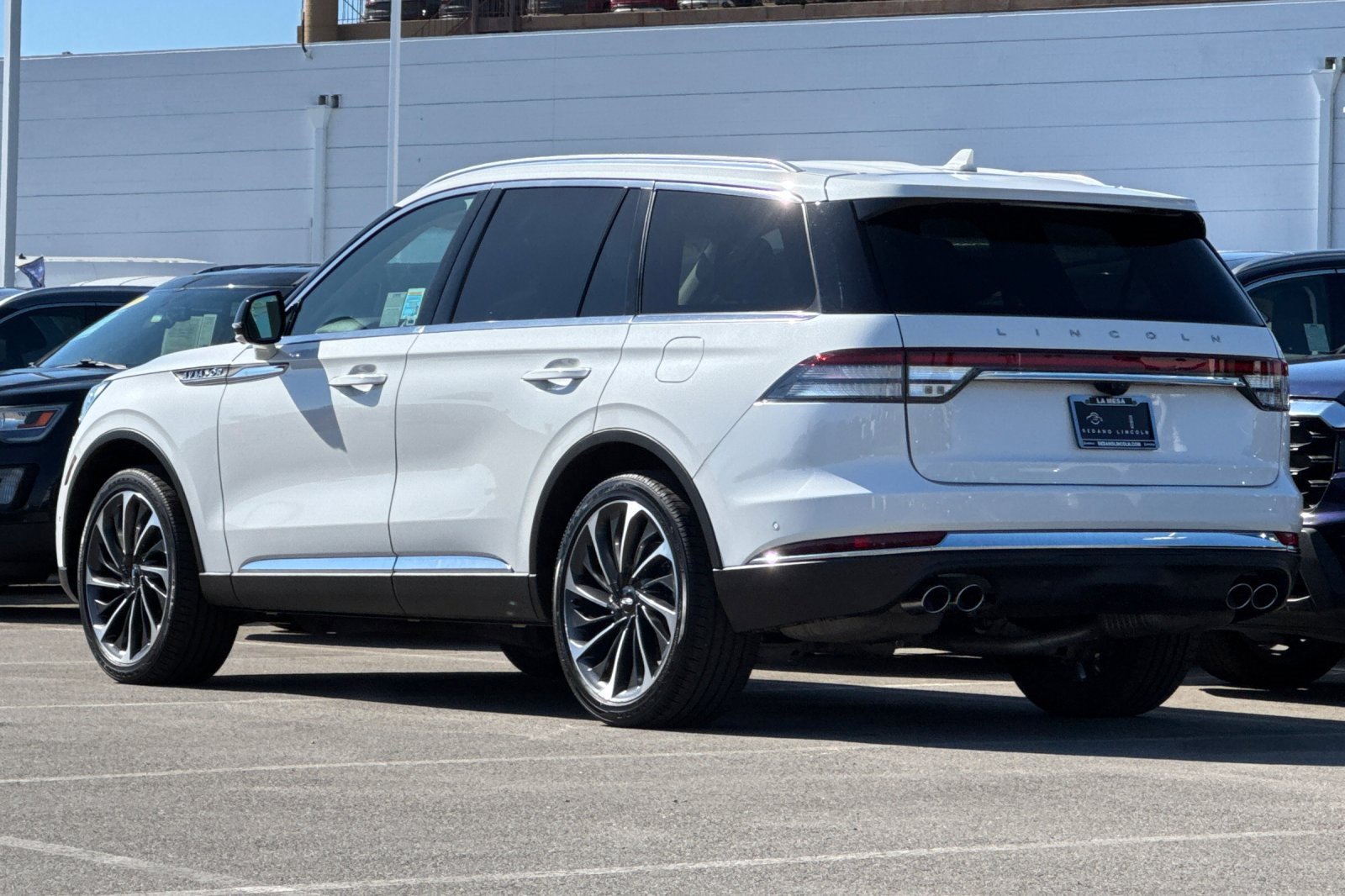 Used 2022 Lincoln Aviator Reserve w/ Equipment Group 201A image 5