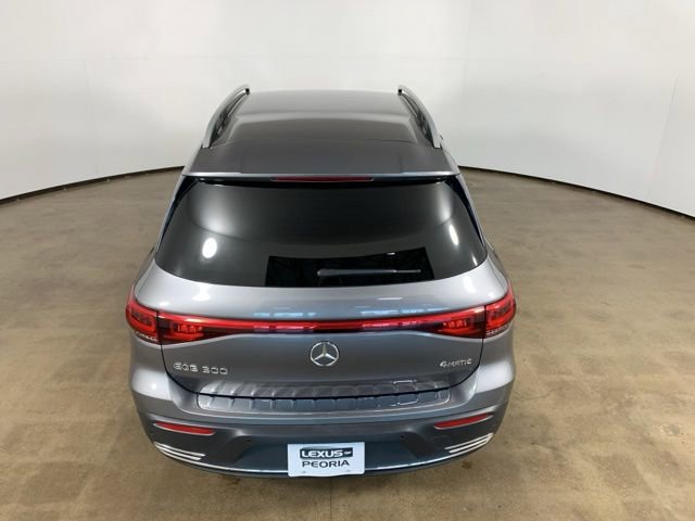 Used 2023 Mercedes-Benz EQB 300 4MATIC image 11