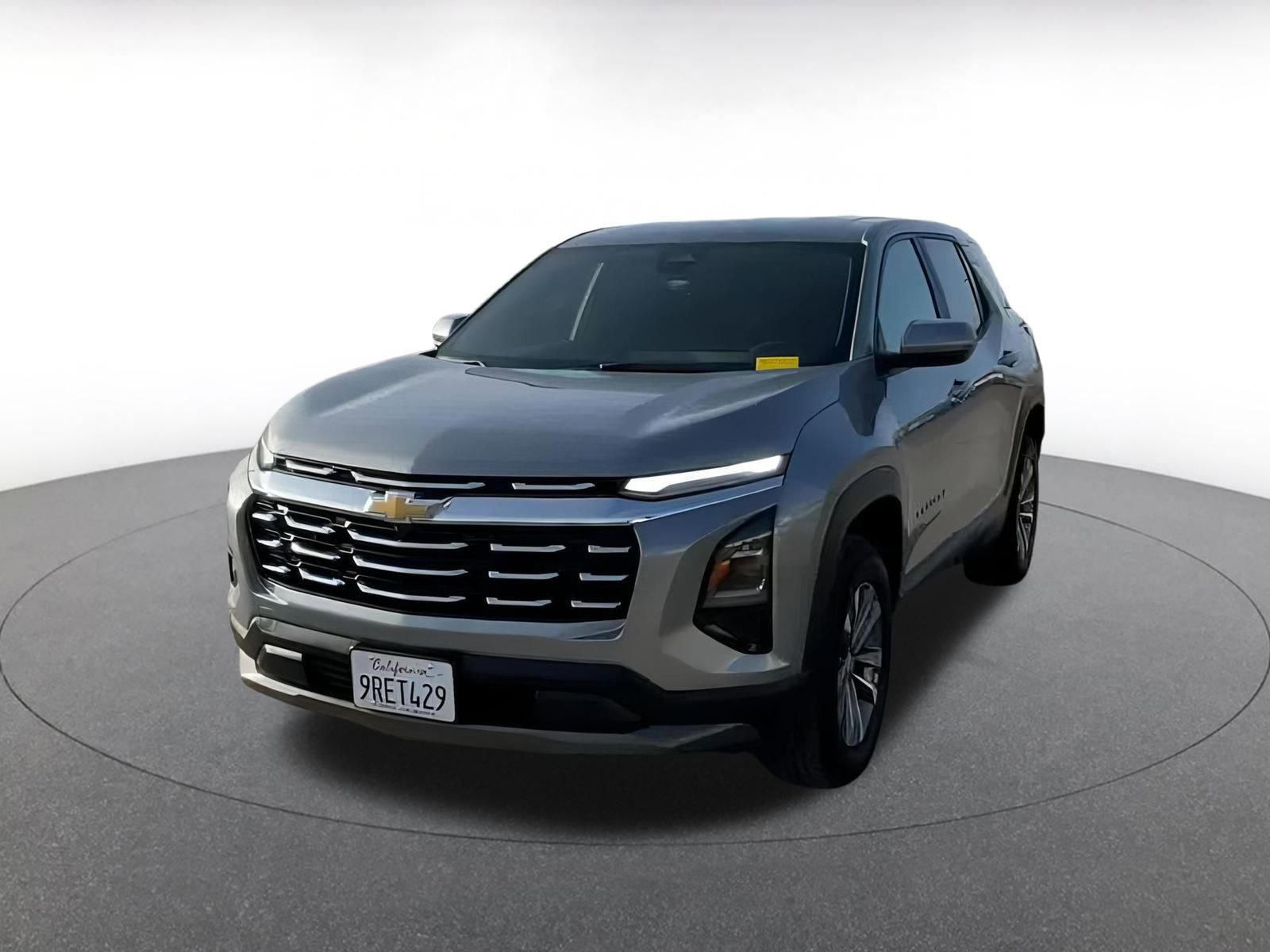 Used 2025 Chevrolet Equinox LT image 4