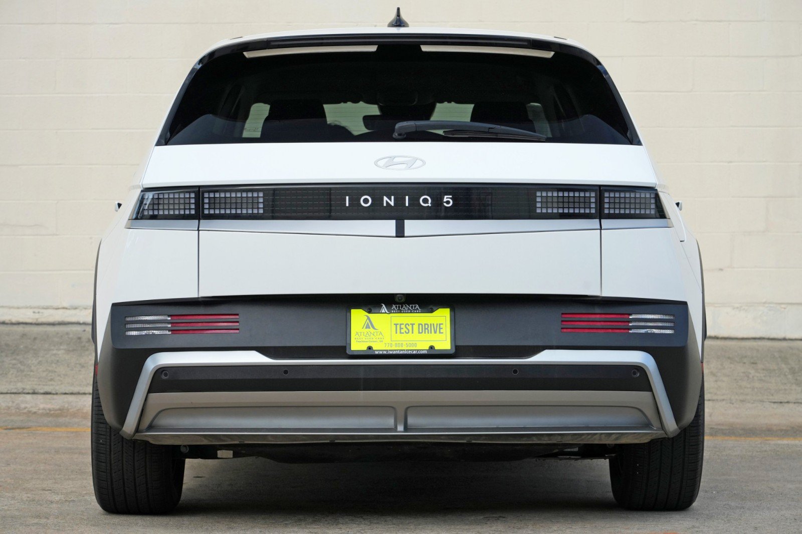 Used 2025 Hyundai Ioniq 5 SE RWD image 9