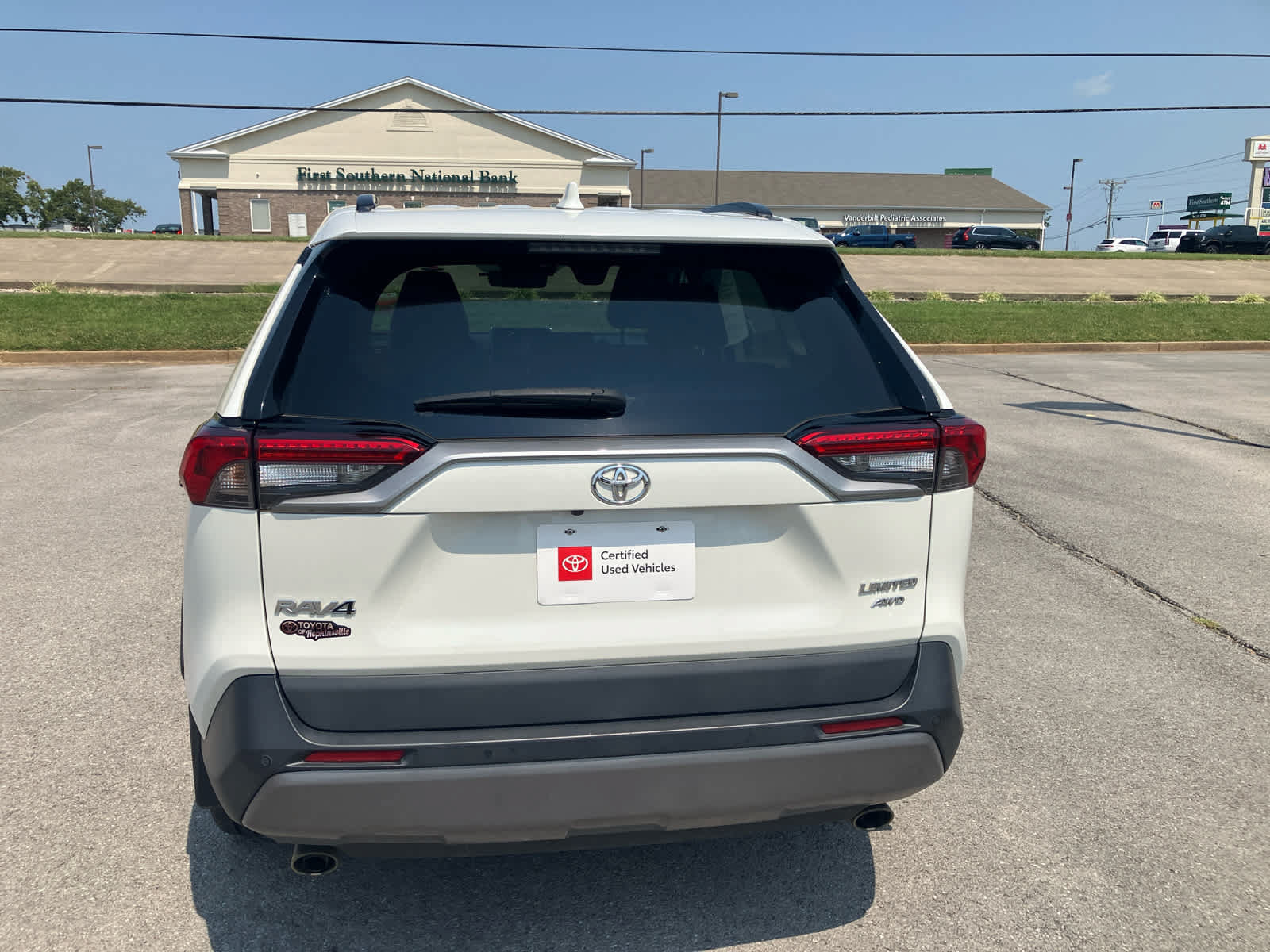 Certified 2020 Toyota RAV4 Limited AWD/4WD image 8