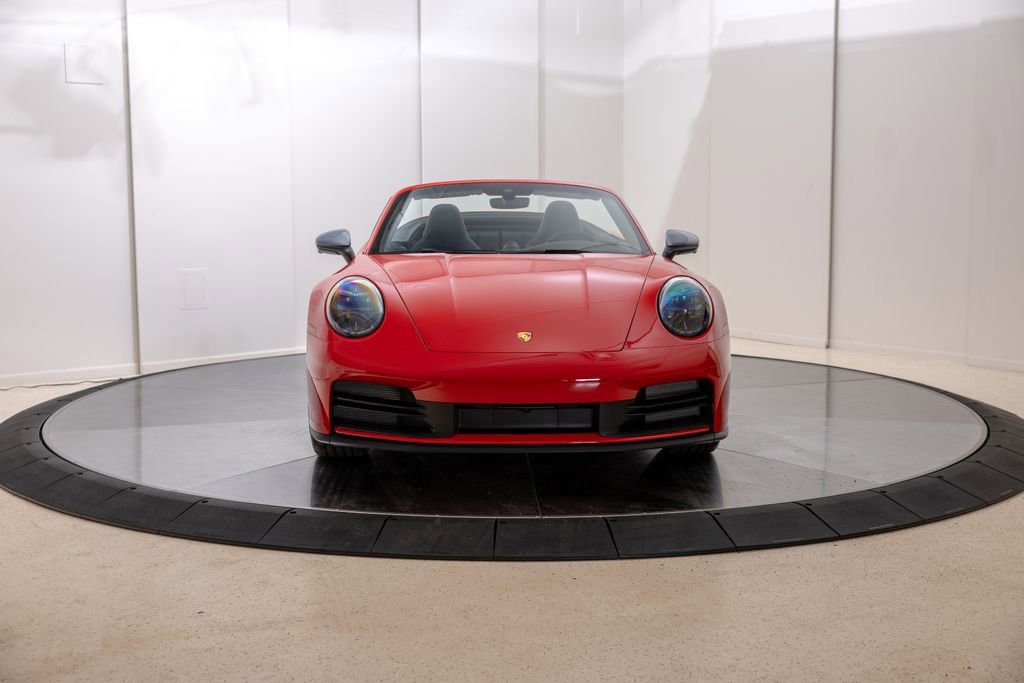 Used 2025 Porsche 911 Carrera T RWD image 13