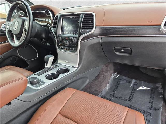 Used 2018 Jeep Grand Cherokee Summit w/ Platinum Series Group AWD/4WD image 23