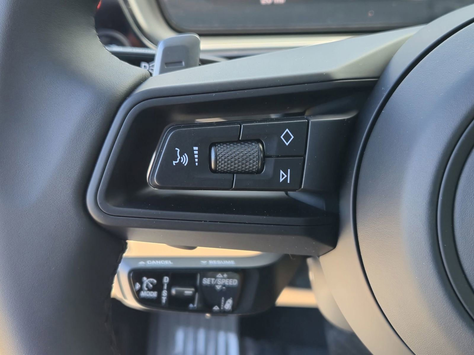 New 2025 Porsche Cayenne image 22