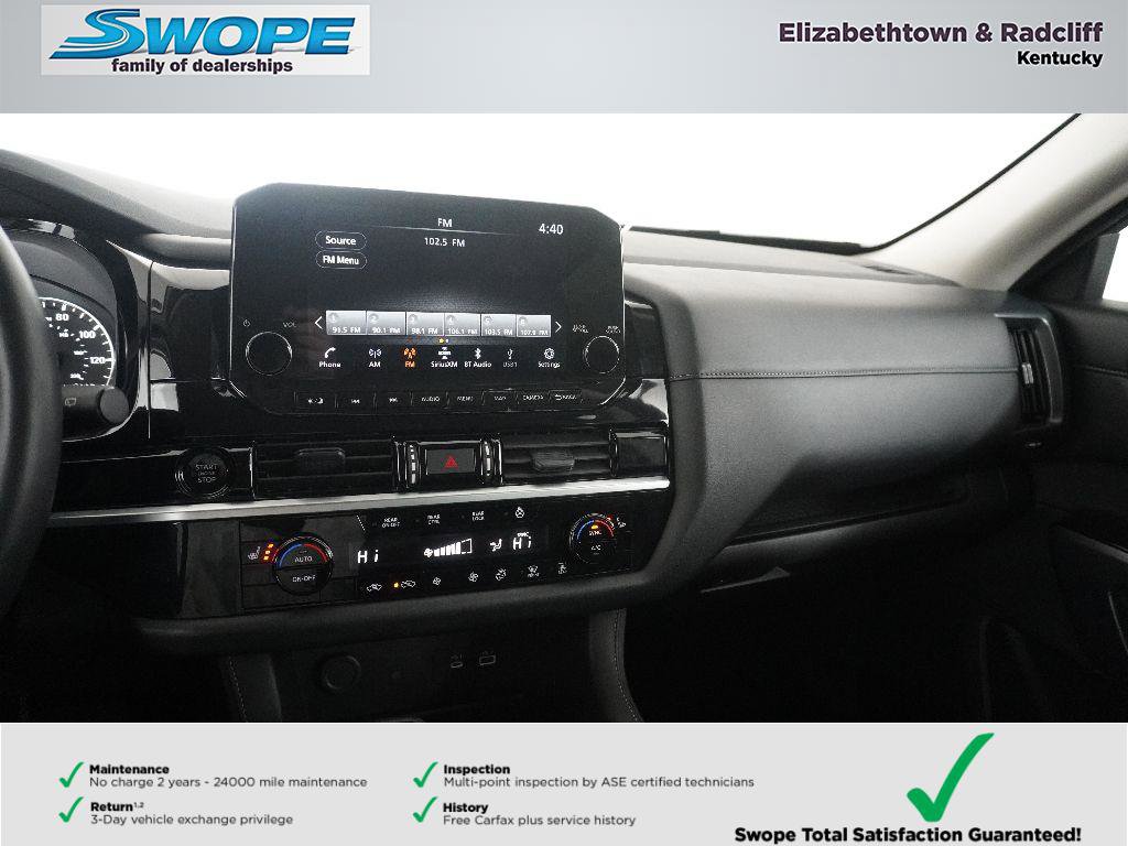 Used 2025 Nissan Pathfinder SL image 21