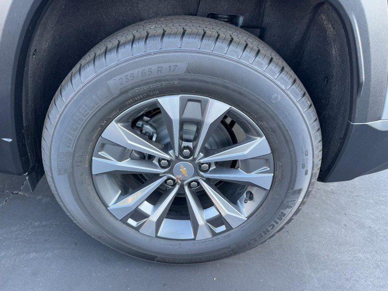 New 2026 Chevrolet Equinox LT w/ Convenience Package II image 6