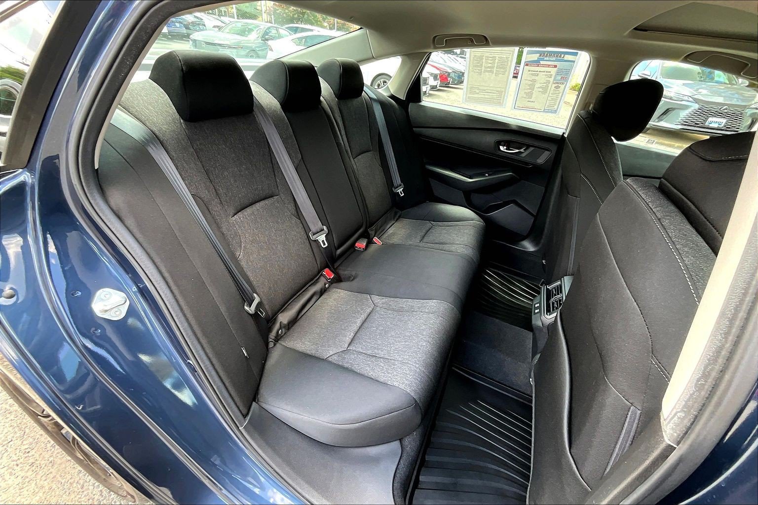 Certified 2025 Honda Accord SE image 29