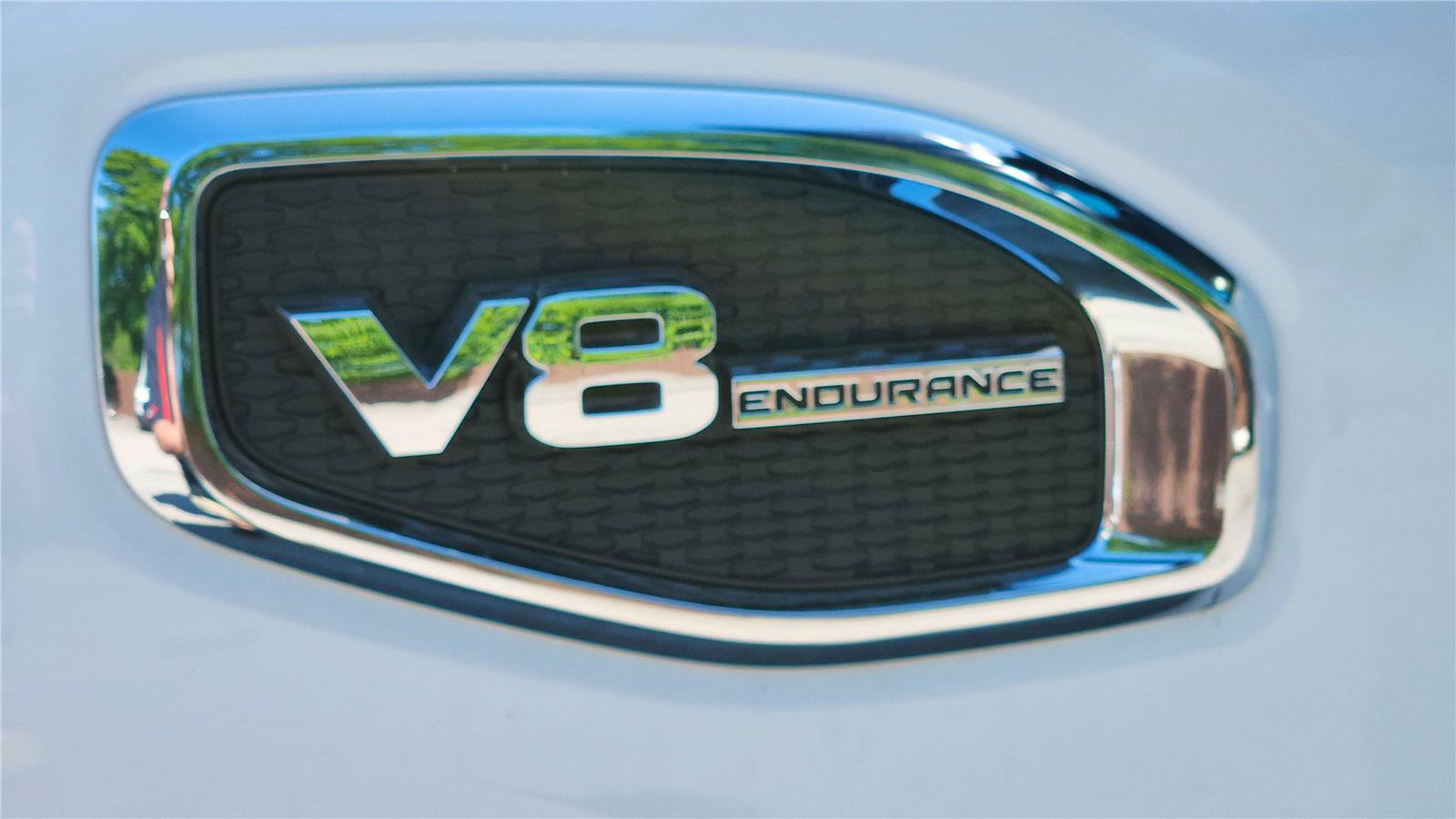 Used 2022 Nissan Titan SV AWD/4WD image 12