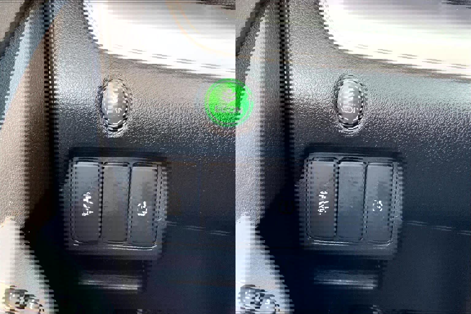 Used 2016 Honda CR-V SE image 31