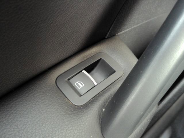 Used 2014 Volkswagen Passat 1.8T Wolfsburg Edition image 26