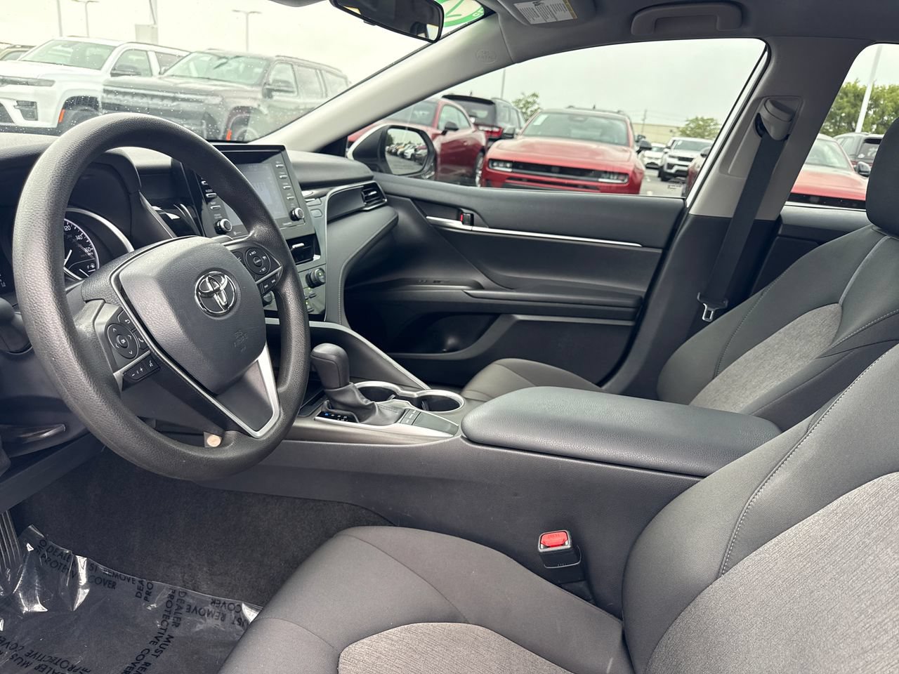 Used 2023 Toyota Camry LE FWD image 10