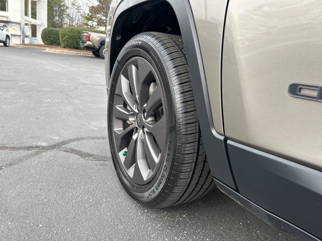 Used 2021 Jeep Cherokee Latitude Lux 80th Anniv w/ Quick Order Package 26U 80TH image 11