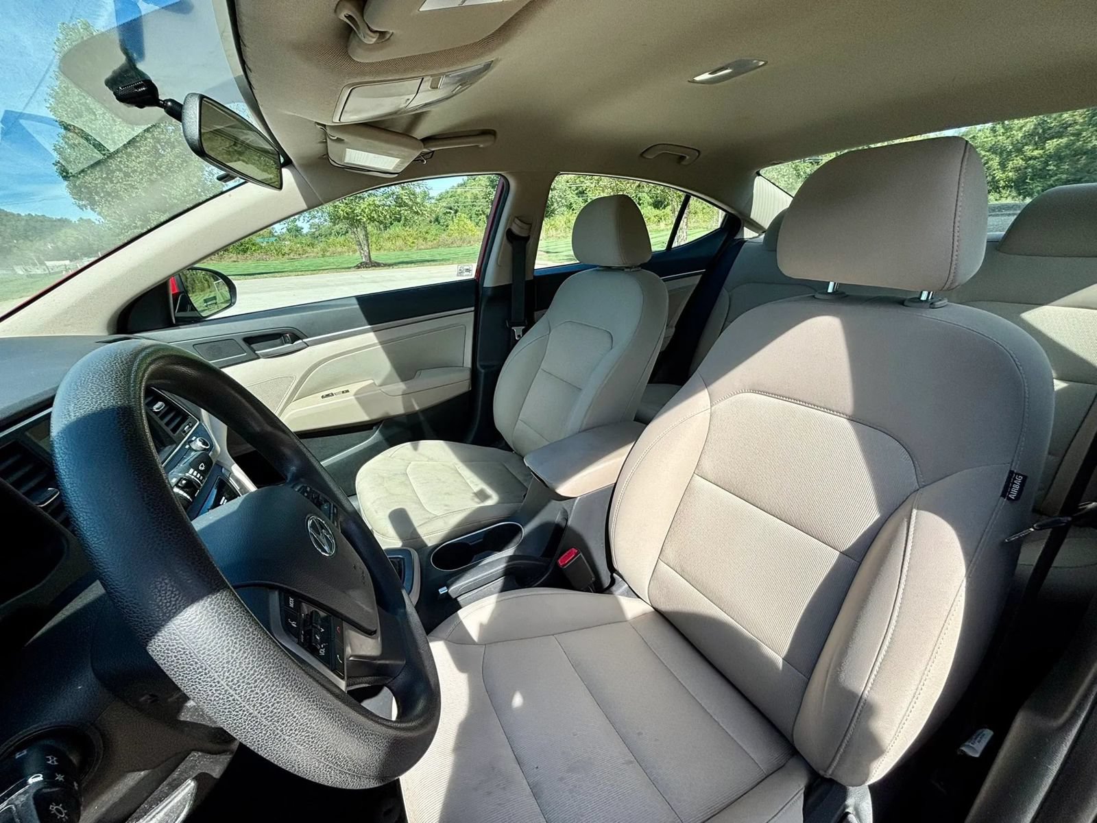 Used 2017 Hyundai Elantra SE FWD image 13