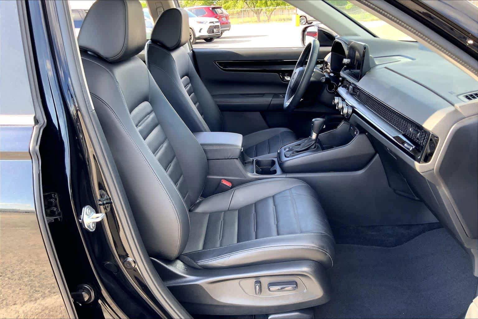 Used 2025 Honda CR-V EX-L image 9