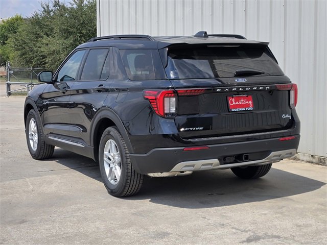 New 2025 Ford Explorer Active w/ Active Comfort Package image 6