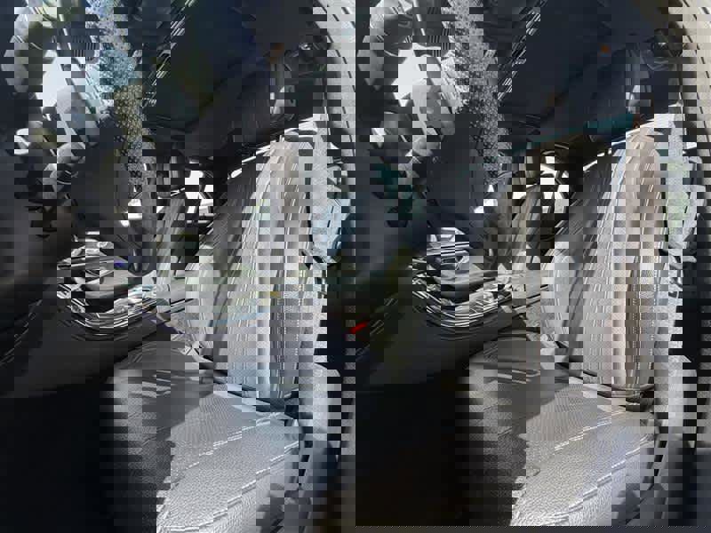 Used 2017 Mercedes-Benz E 300 image 7