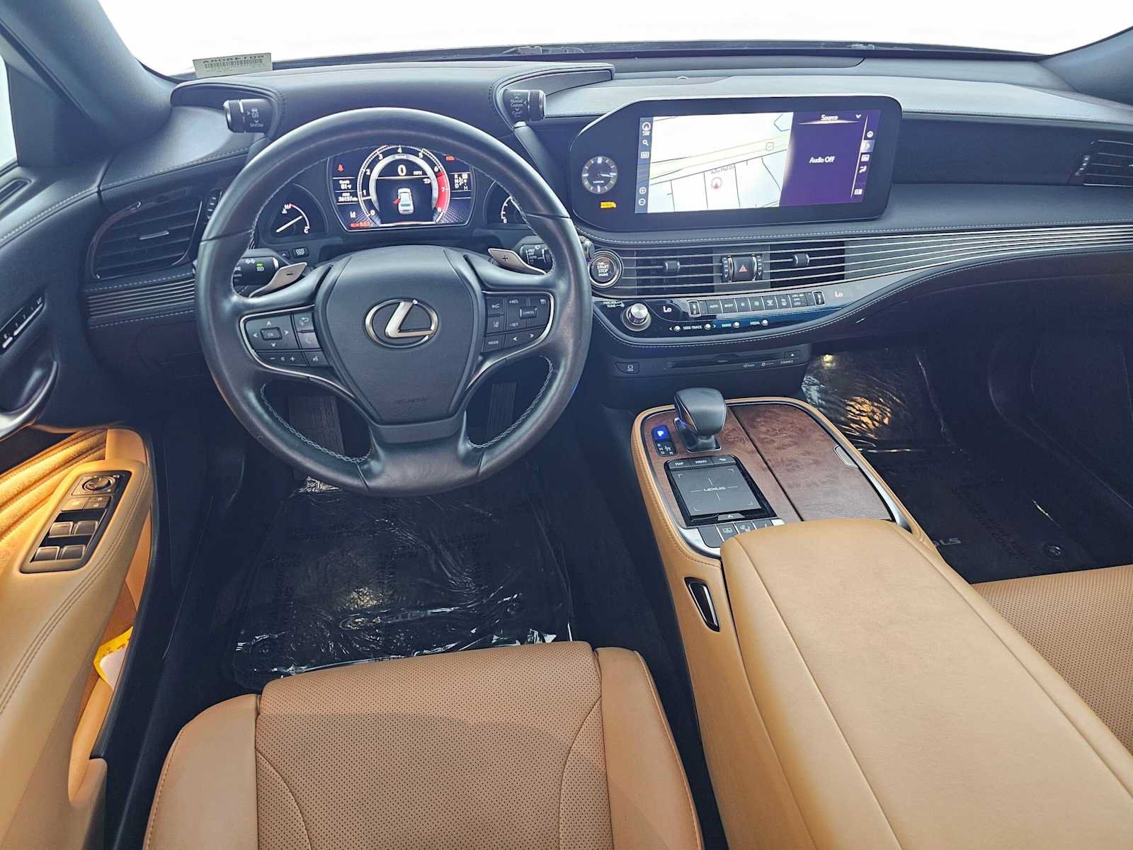 Certified 2021 Lexus LS 500 w/ Accessory Package (Z1) RWD image 18