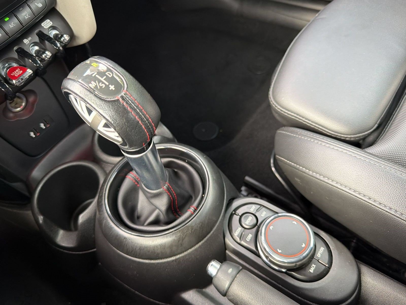 Used 2019 MINI Cooper S FWD image 16