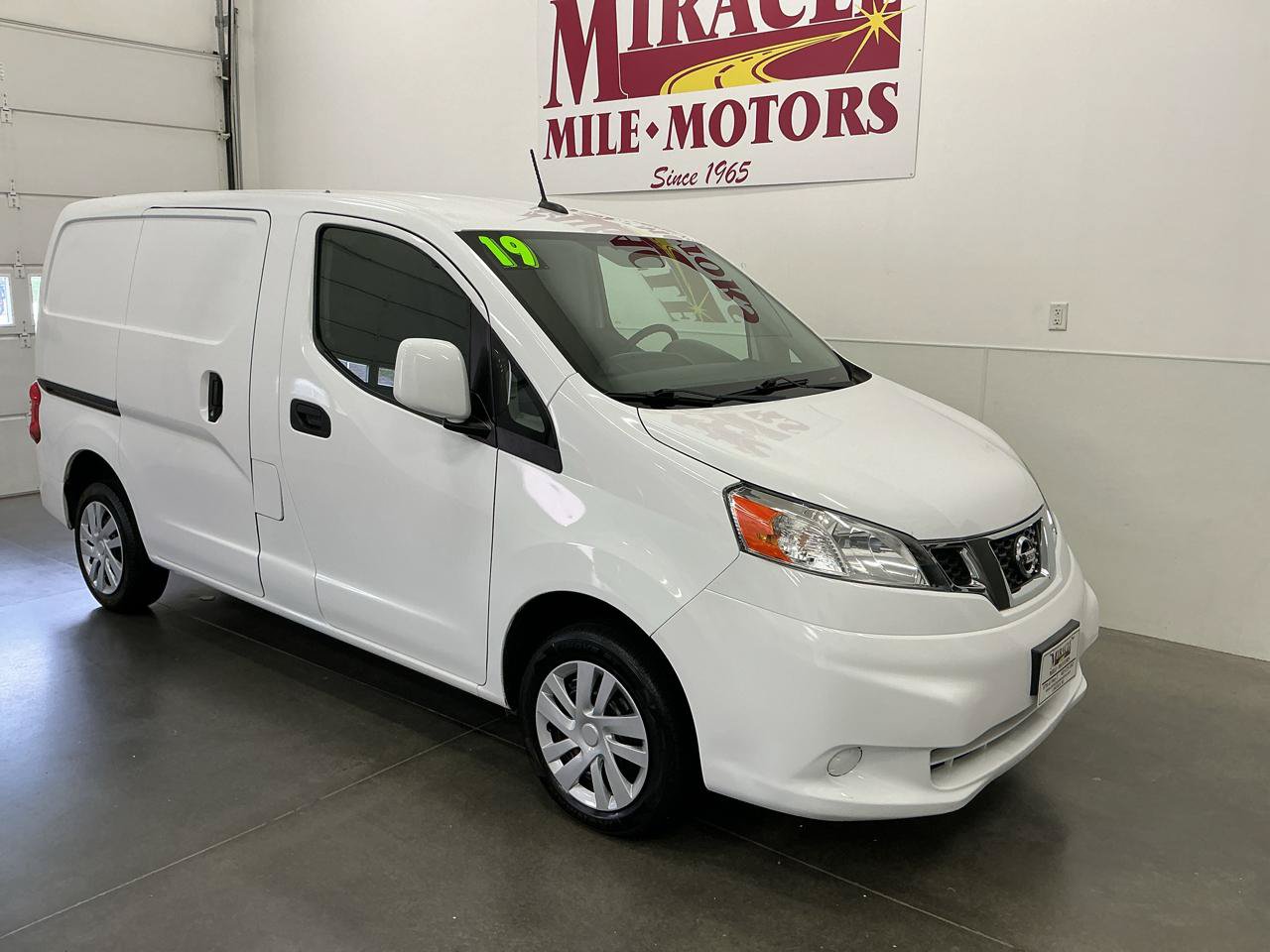 Used 2019 Nissan NV200 SV w/ Navigation Package FWD video 1