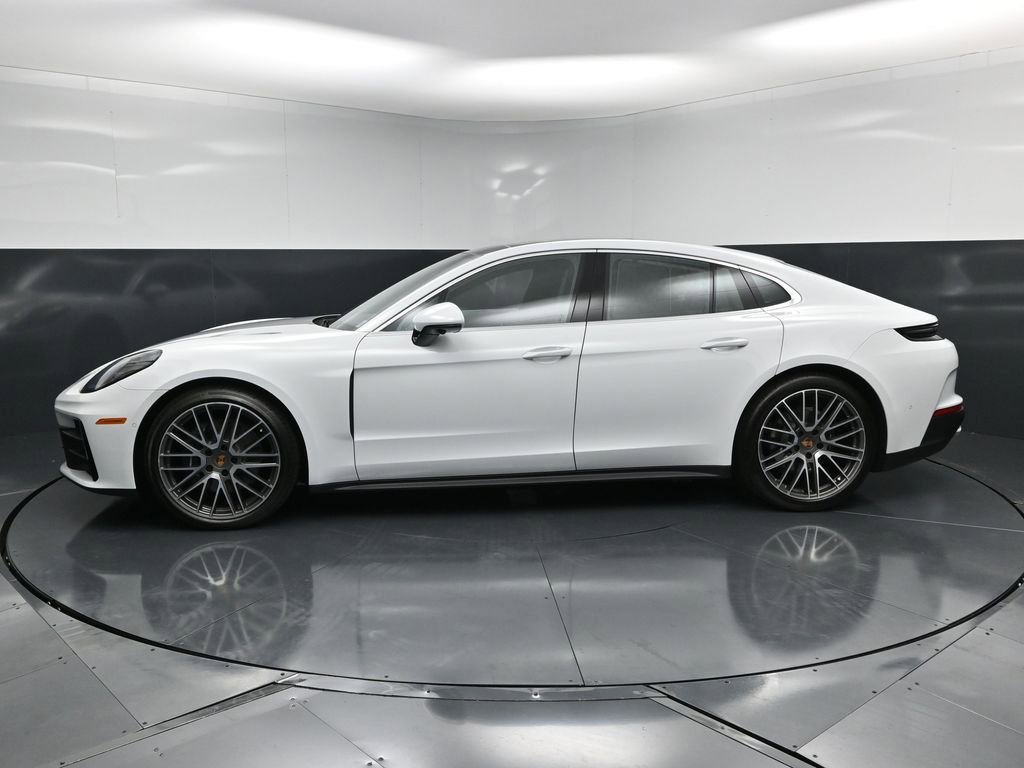 New 2026 Porsche Panamera 4 image 2