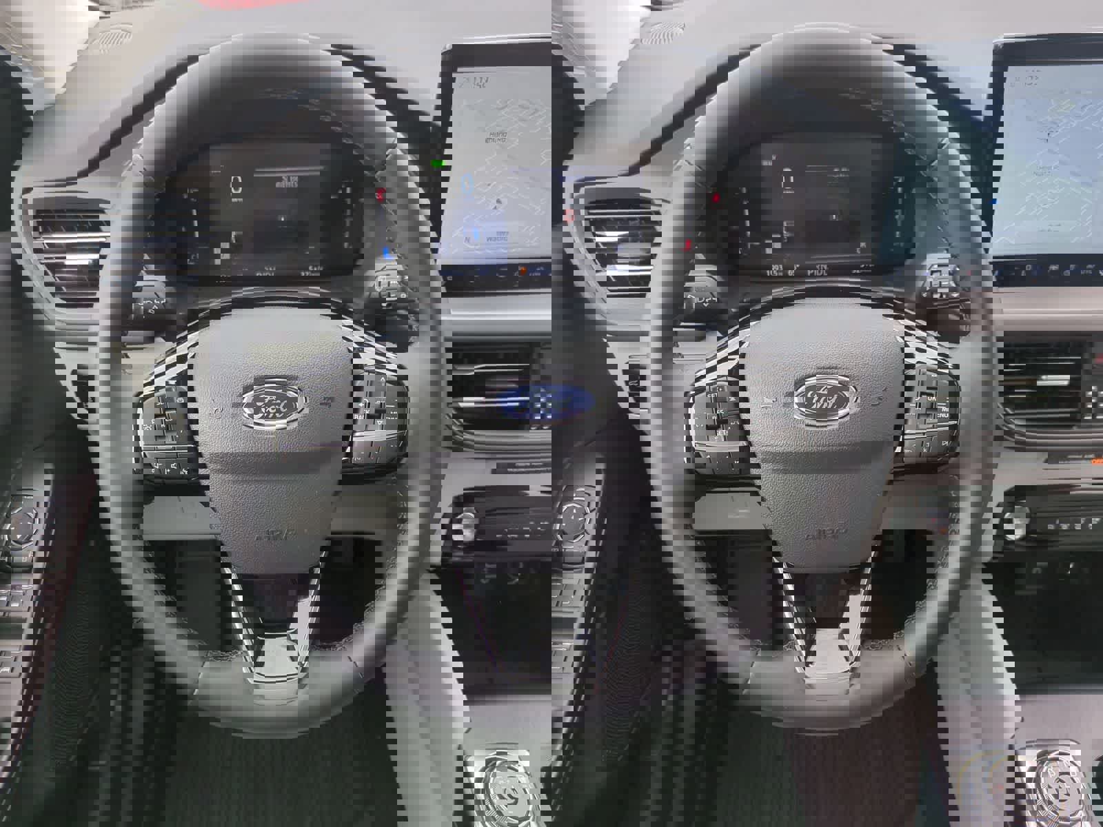 Certified 2025 Ford Escape SE w/ Class II Trailer Tow Package FWD image 22