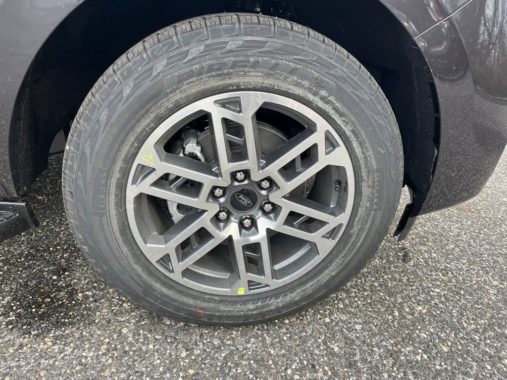 New 2025 Ford Expedition Max Active image 32