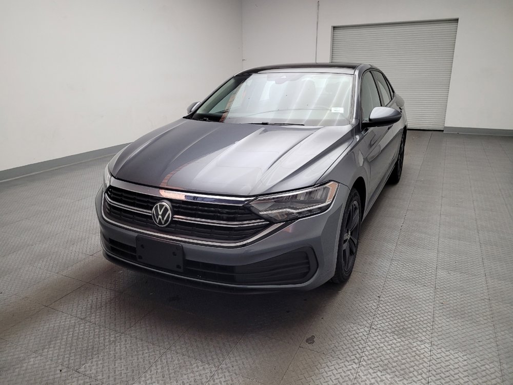 Used 2023 Volkswagen Jetta SE image 15