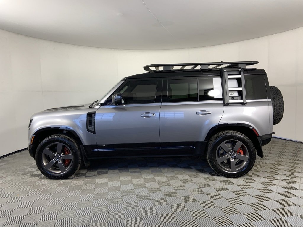 Used 2020 Land Rover Defender 110 X image 6